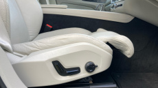 Volvo XC60 2.0 B4D Plus Dark 5dr AWD Geartronic Diesel Estate